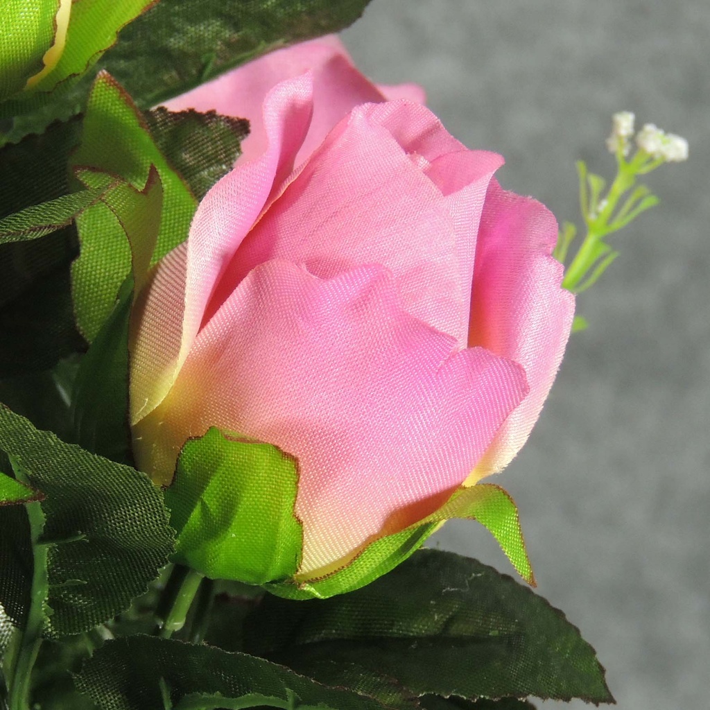 ROSE BUD SATIN BUSH X12 W/GYPSO  LAVENDER/CREAM