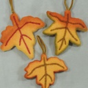 MAPLE LEAF WOOL ORNAMENT 3-ASST (3 PER SET)
