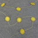 9' GARLAND 1.25" SIMPLE WOOD FLOWER  YELLOW