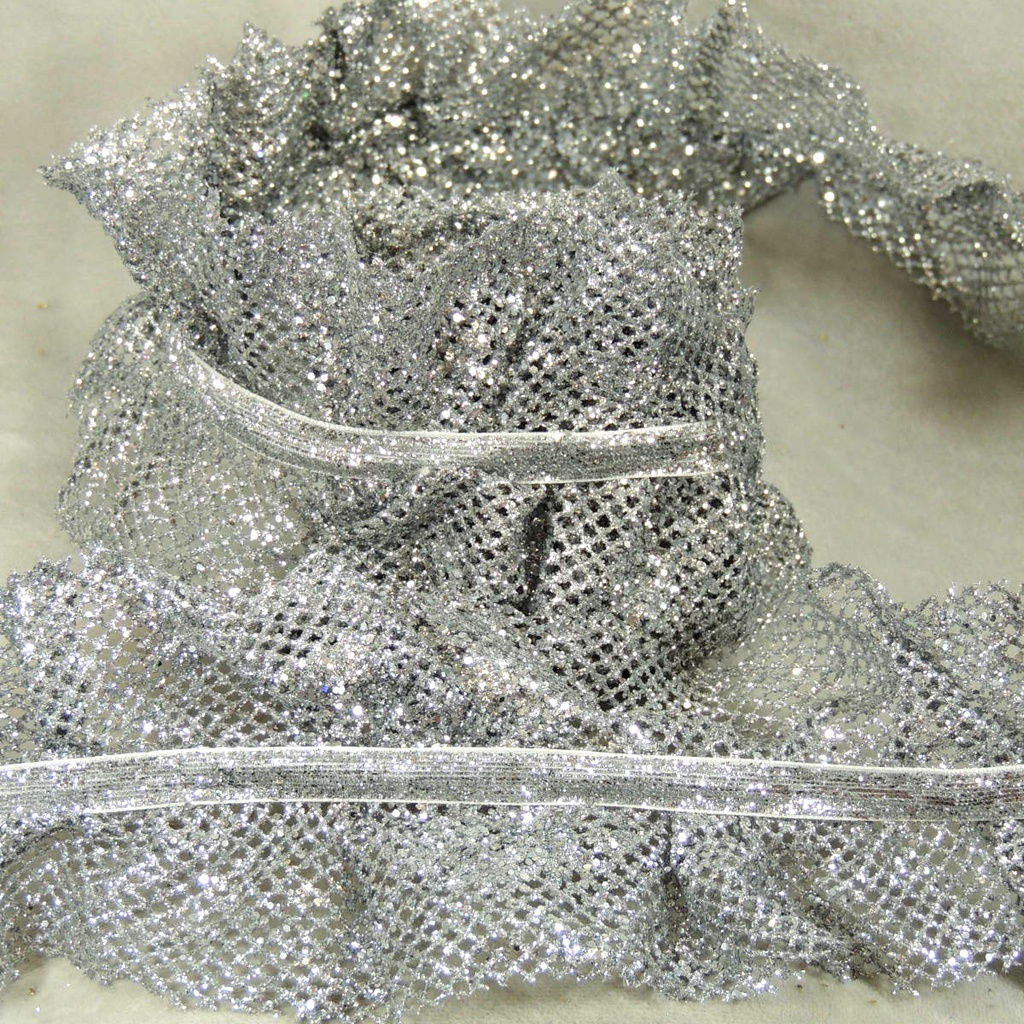 RIBBON 6' X 3" GLITTER MESH  SILVER