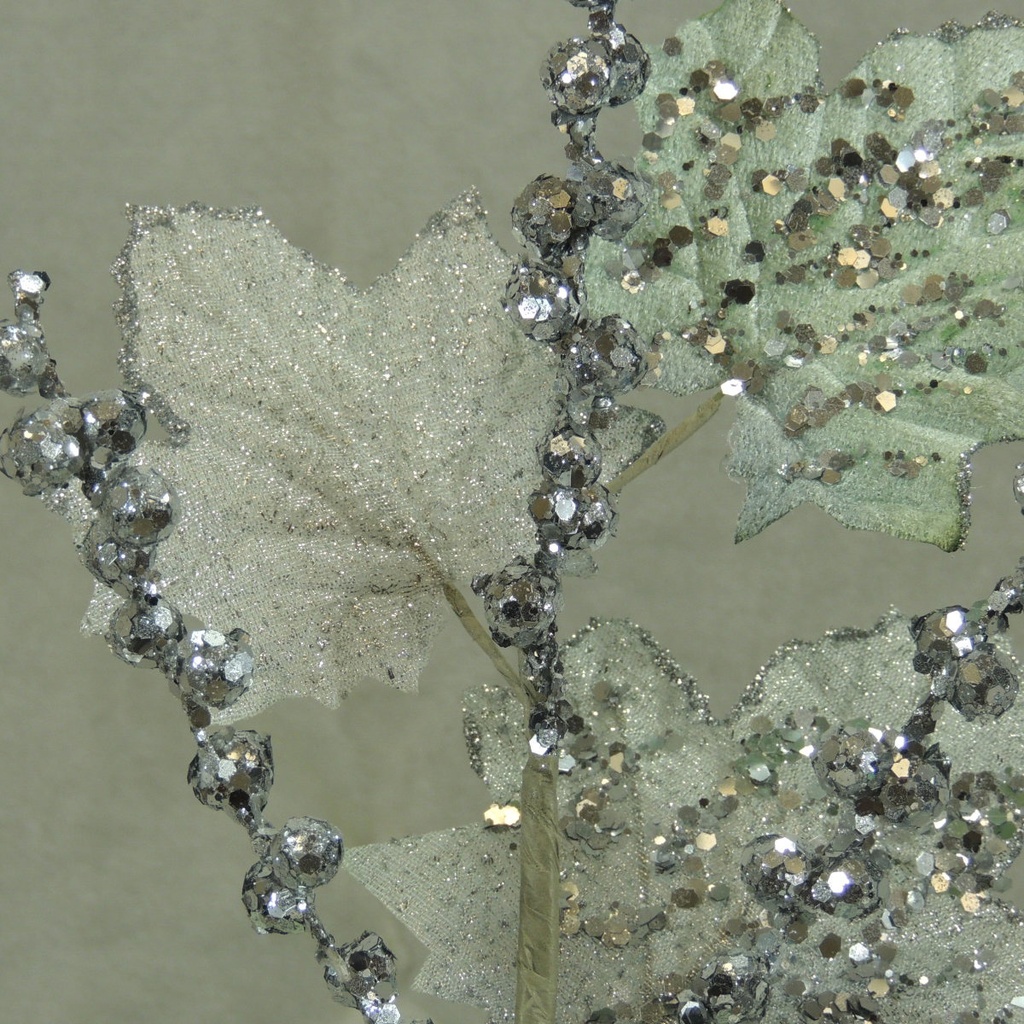 MAPLE LVS SEED/BERRY SPRAY 18"
