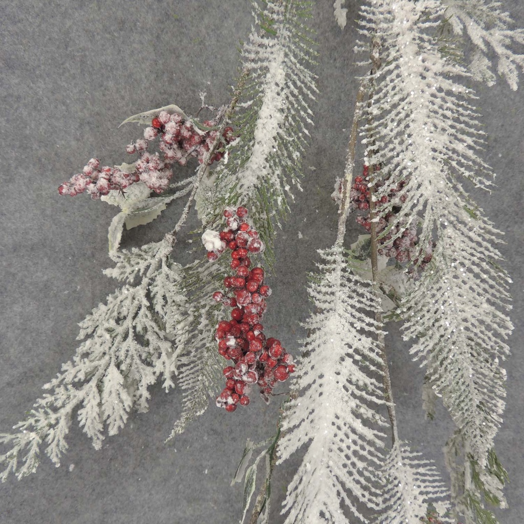 PINE GARLAND W/SNOW&amp;BERRY 43&quot;