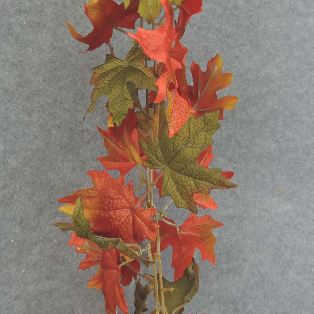 MAPLE LEAF GARLAND 6'