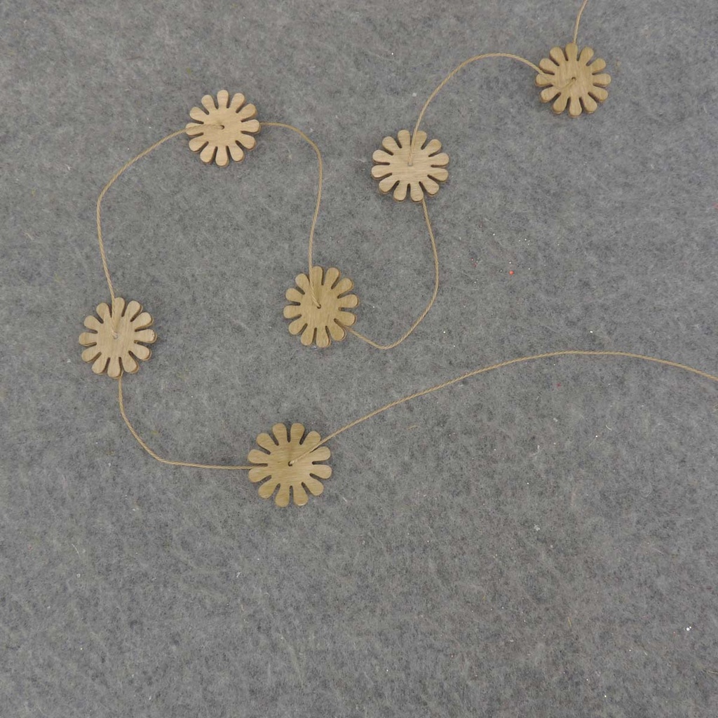 9' GARLAND 1.25" SIMPLE WOOD FLOWER  LIGHT BROWN
