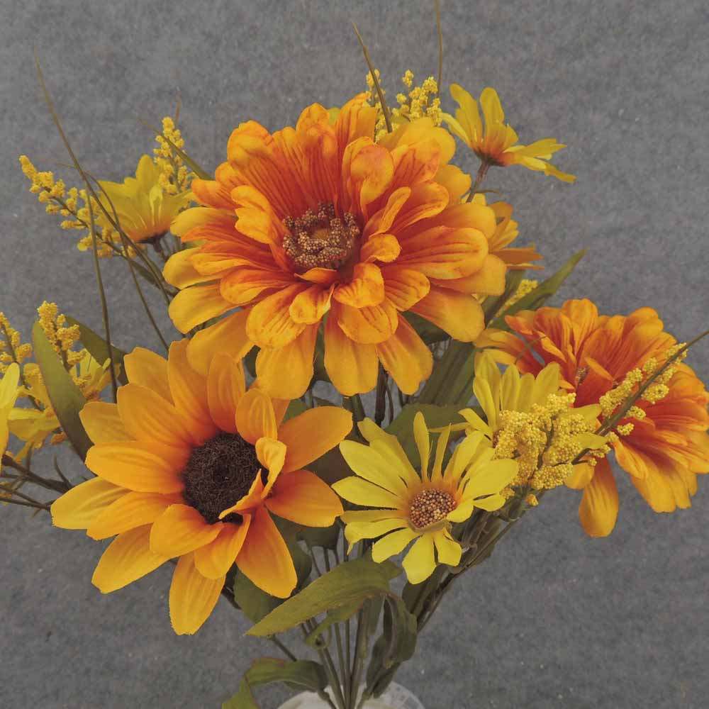 18" MIXED DAISIES & HEATHER BUSH X10 GOLDEN YELLOW