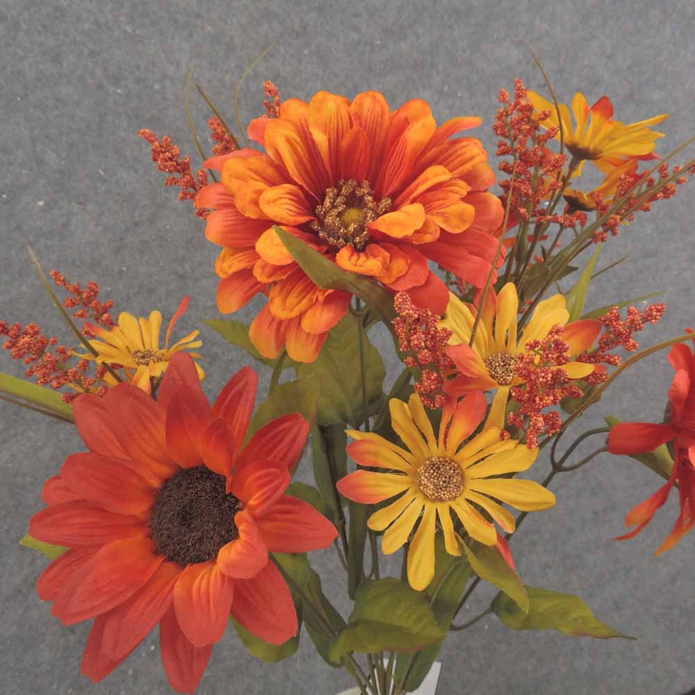 18" MIXED DAISIES & HEATHER BUSH X10 RED/ORANGE