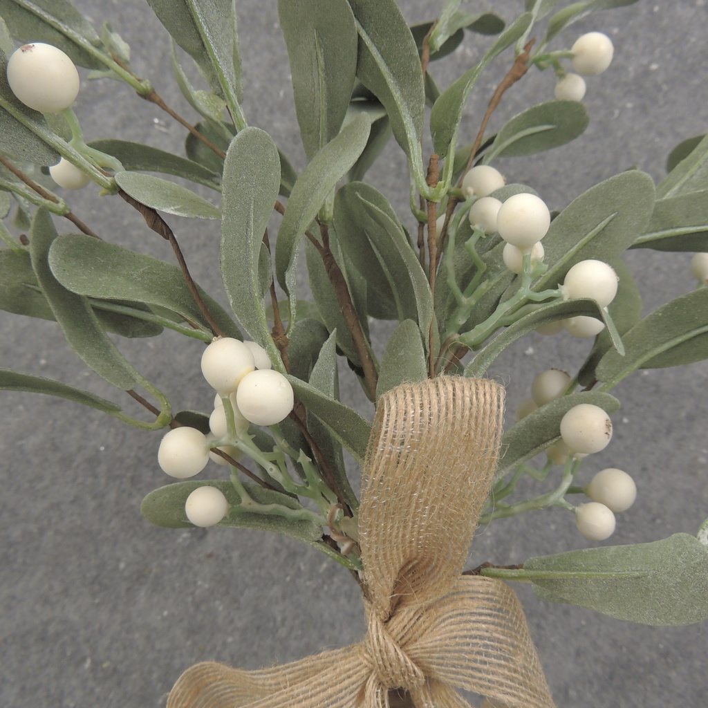 17" MISTLETOE SPRAY W/BOW