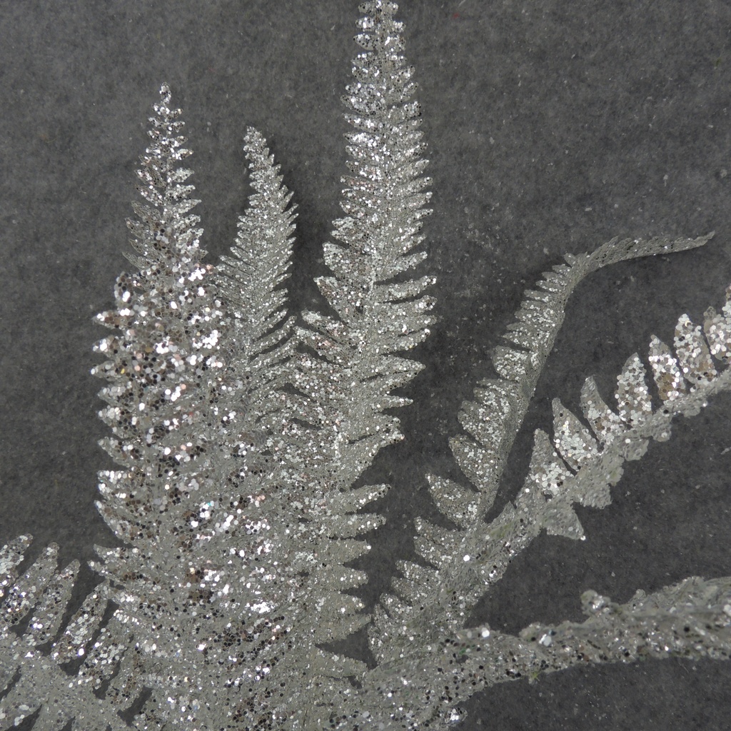 20" WHITE GLITTER FERN BUSH