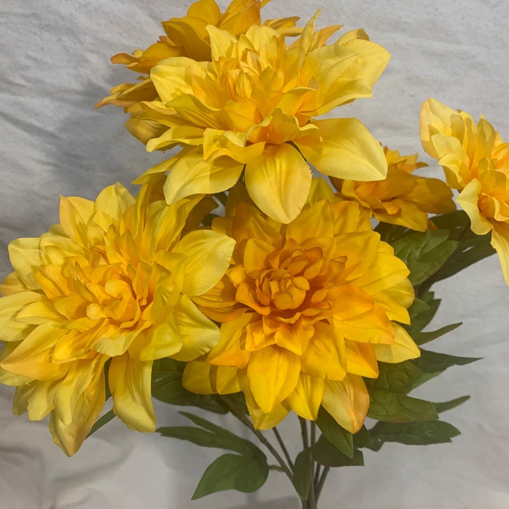 20" DAHLIA BUSH X7 YELLOW