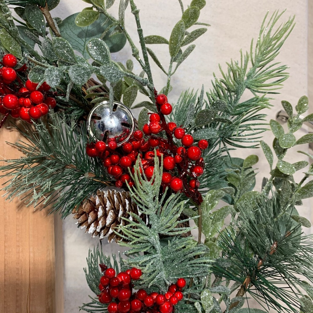 20" PINE/EUCALYPTUS WREATH W/ RED BERRIS & BELLS