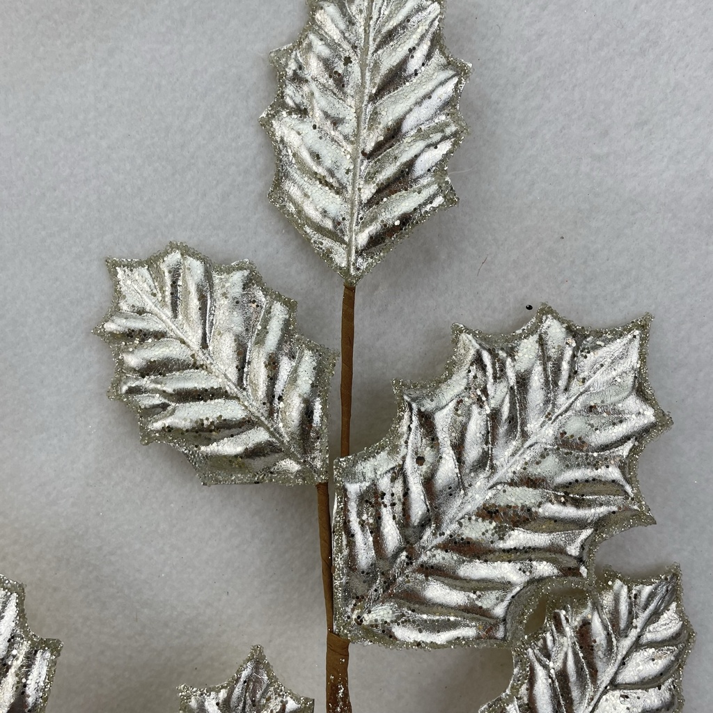 28&quot; METALLIC HOLLY LEAF SPRAY X3 PLATINUM