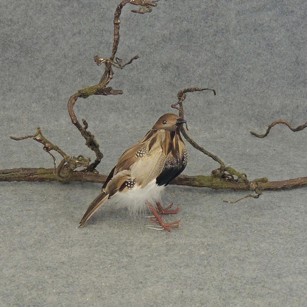 8.5" PARTRIDGE BLACK & GRAY  (INDIVIDUAL)