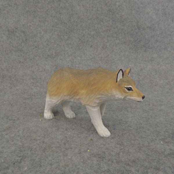 WOLF WOOD WALKING 5.5x3"
