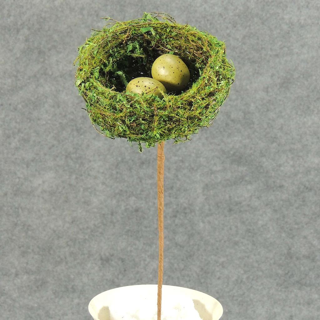 4" NEST MOSS/TWIG W/EGGS ON PIC