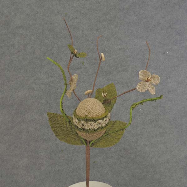 14" EGG SPRAY SMALL BURLAP BURLAP W/MOSS BAND