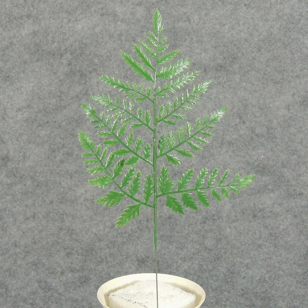 LEATHERLEAF SMALL PLASTIC 11.5"H X 7"W