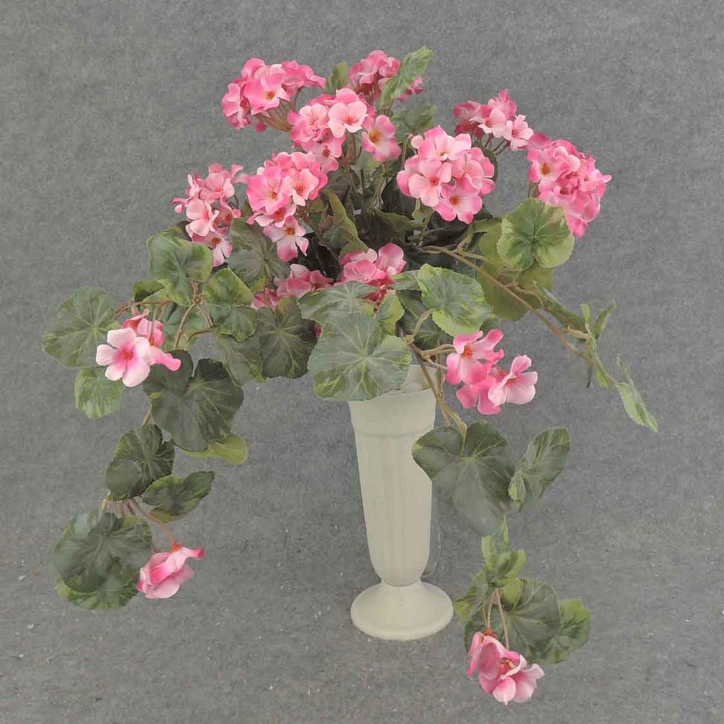 GERANIUM BUSH W/VINES 20x15"    X12 PINK