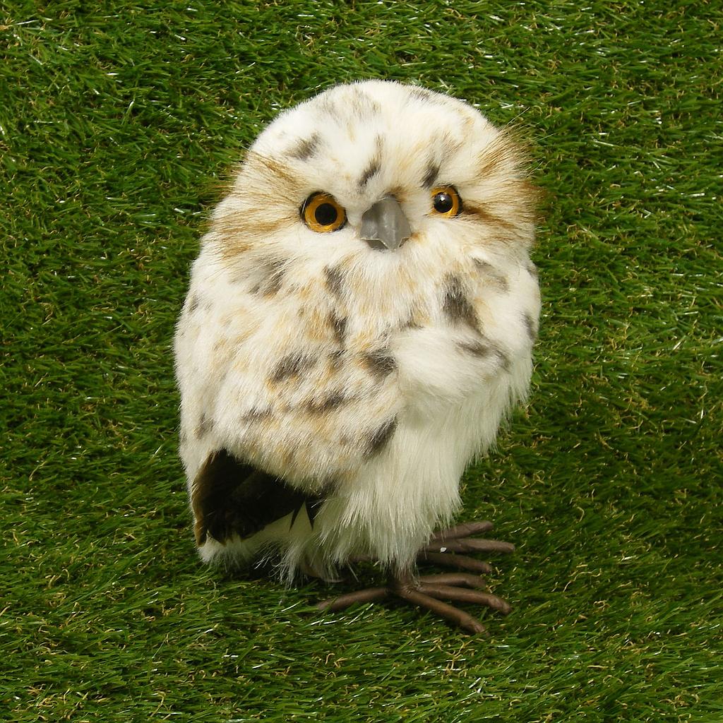 OWL 7" WHITE SPOTTED