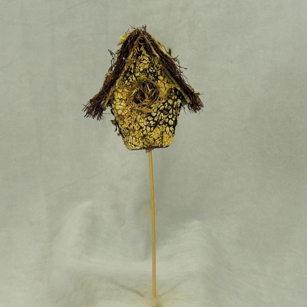 4.5" BIRDHOUSE ON PICK 15" OAL