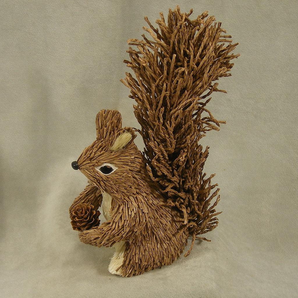 7.5" SQUIRREL NATURAL