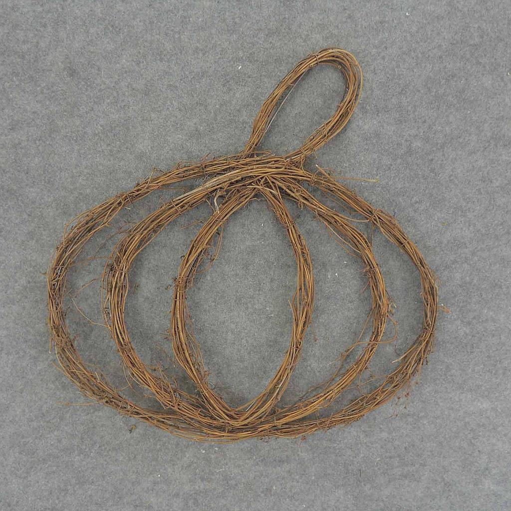 [SRF6005] 18" PUMPKIN TWIG x 18" NATURAL