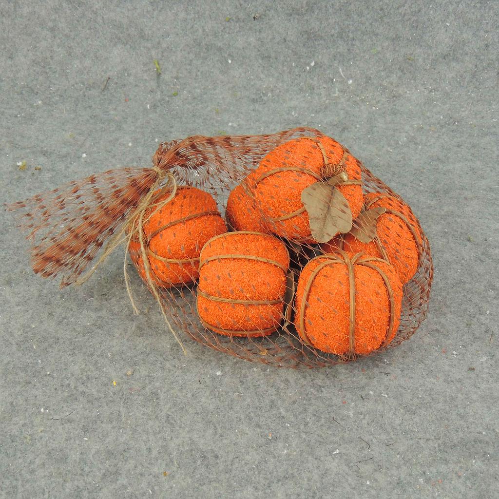 [SRF6025] 3" PUMPKINS (6/BAG) ORANGE