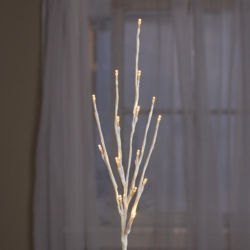 LIGHTED TWIG BRANCH 28"  LED WHITE  15 lites