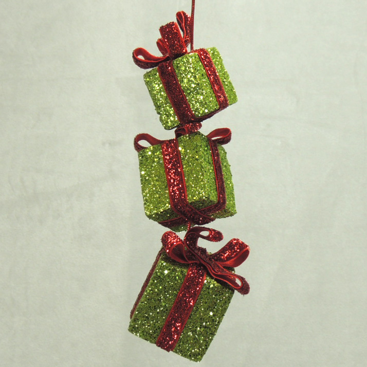 [XA3126-GRD] 10" ORNAMENT GIFT PACKAGE X3 GREEN/RED