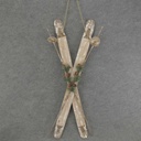 SKIS W/PINE/BERRIES 34" W/HANGER