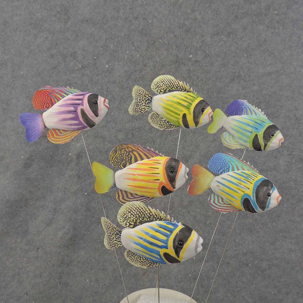 [BN0002] TROPICAL FISH 4.25"x2.75" ON 10" PICK 6-ASST