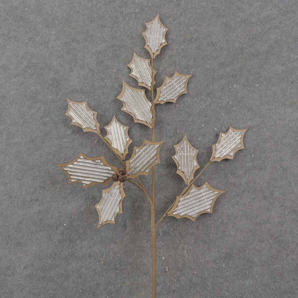 [XA0070] 32" WOOD CUTOUT & FAUX METAL HOLLY SPRAY
