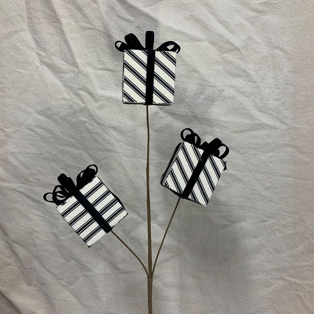 28" GIFT BOX SPRAY X3 BLACK/WHITE