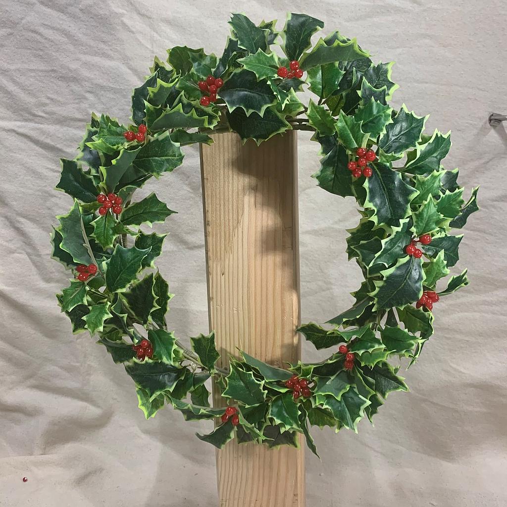 10" HOLLY CANDLE RING VARIGATED