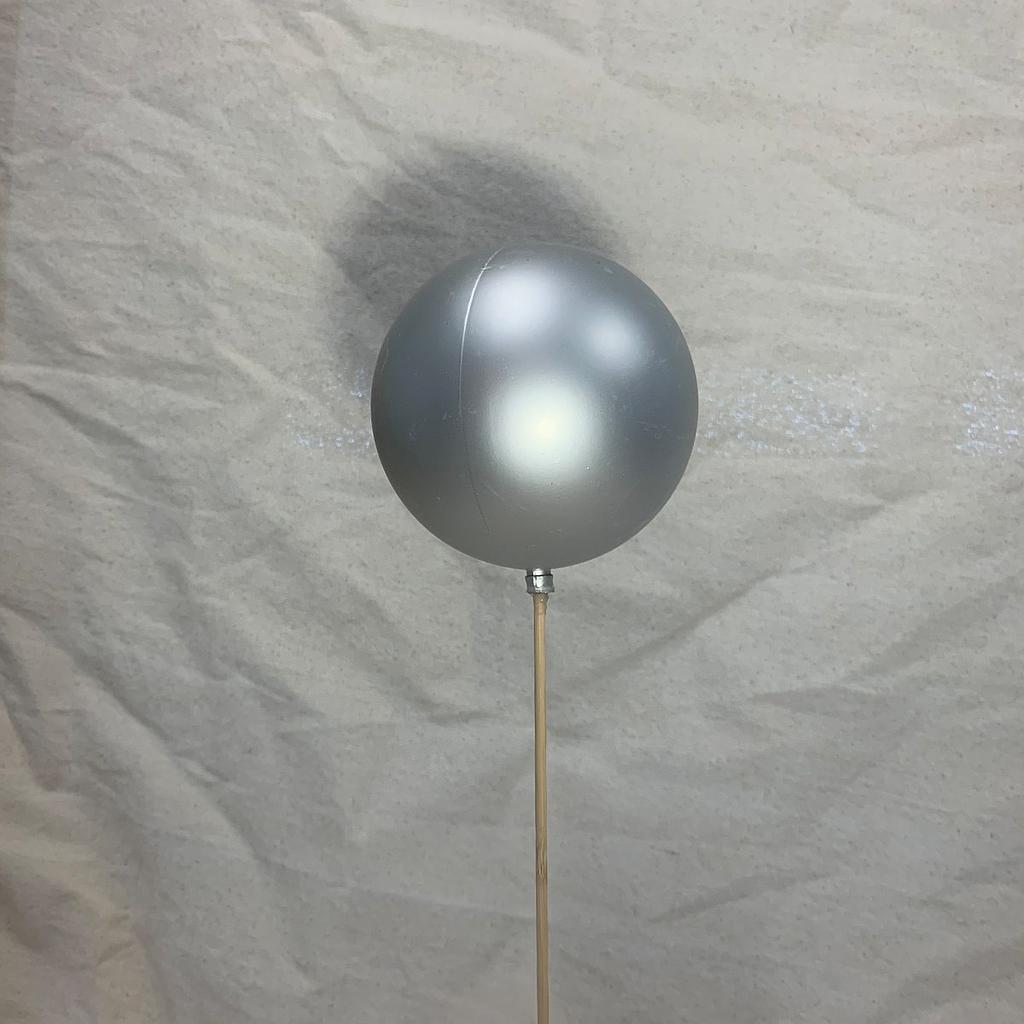 [XB1011M-SIL] 4" ORNAMENT BALL ON 18" PICK MATTE SILVER