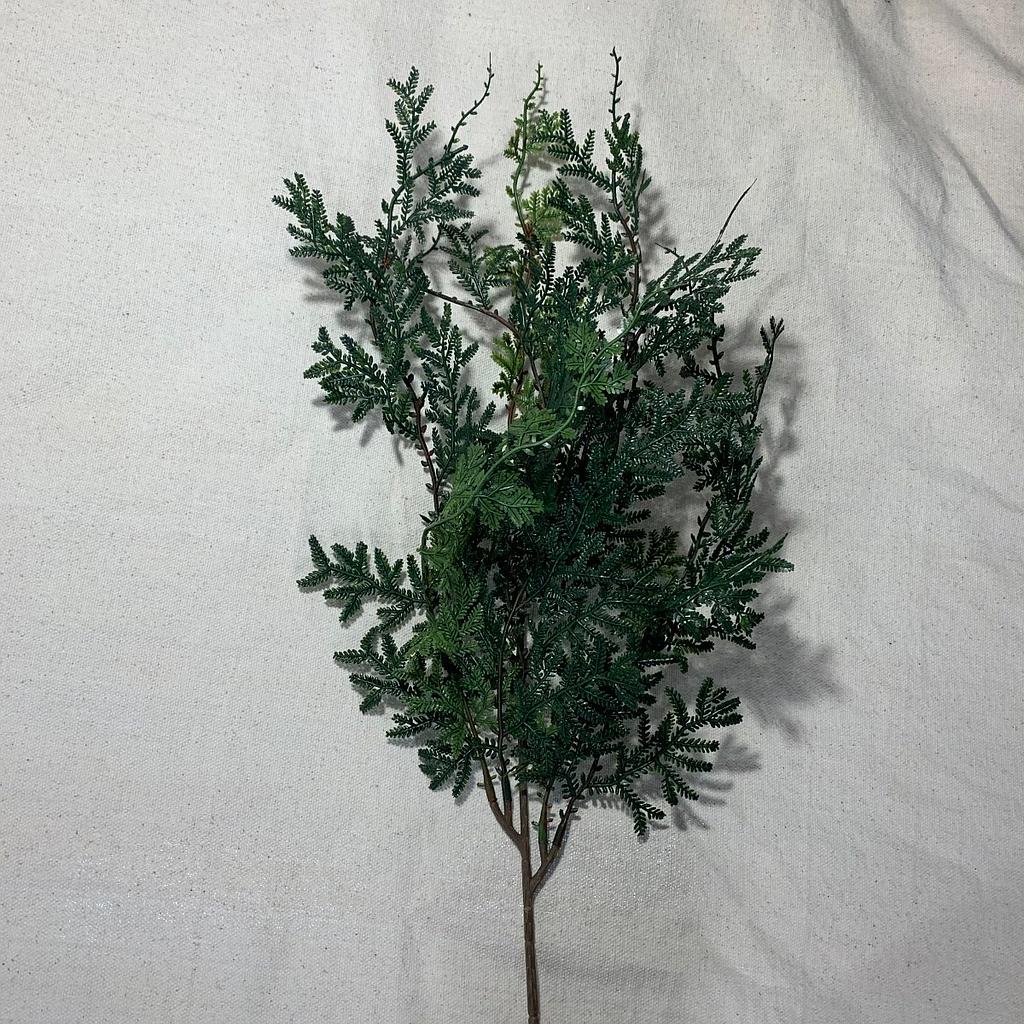 20.5" FERN SPRAY X8 GREEN