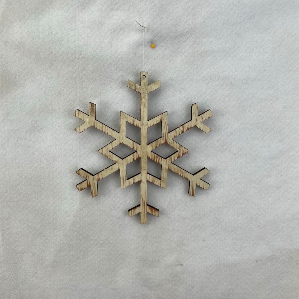 8" WOODEN SNOWFLAKE HANGER CUT OUT 