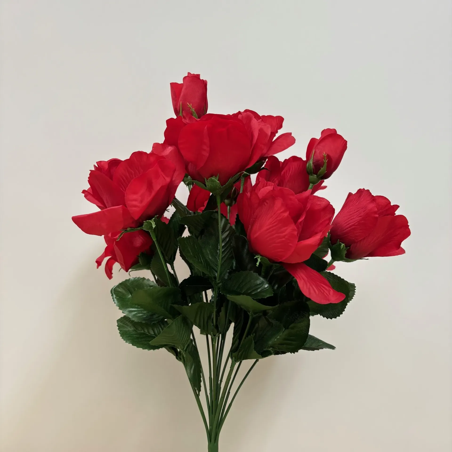 [ST6900-RED] 18" ROSE BUSH X14 W/ BUDS RED