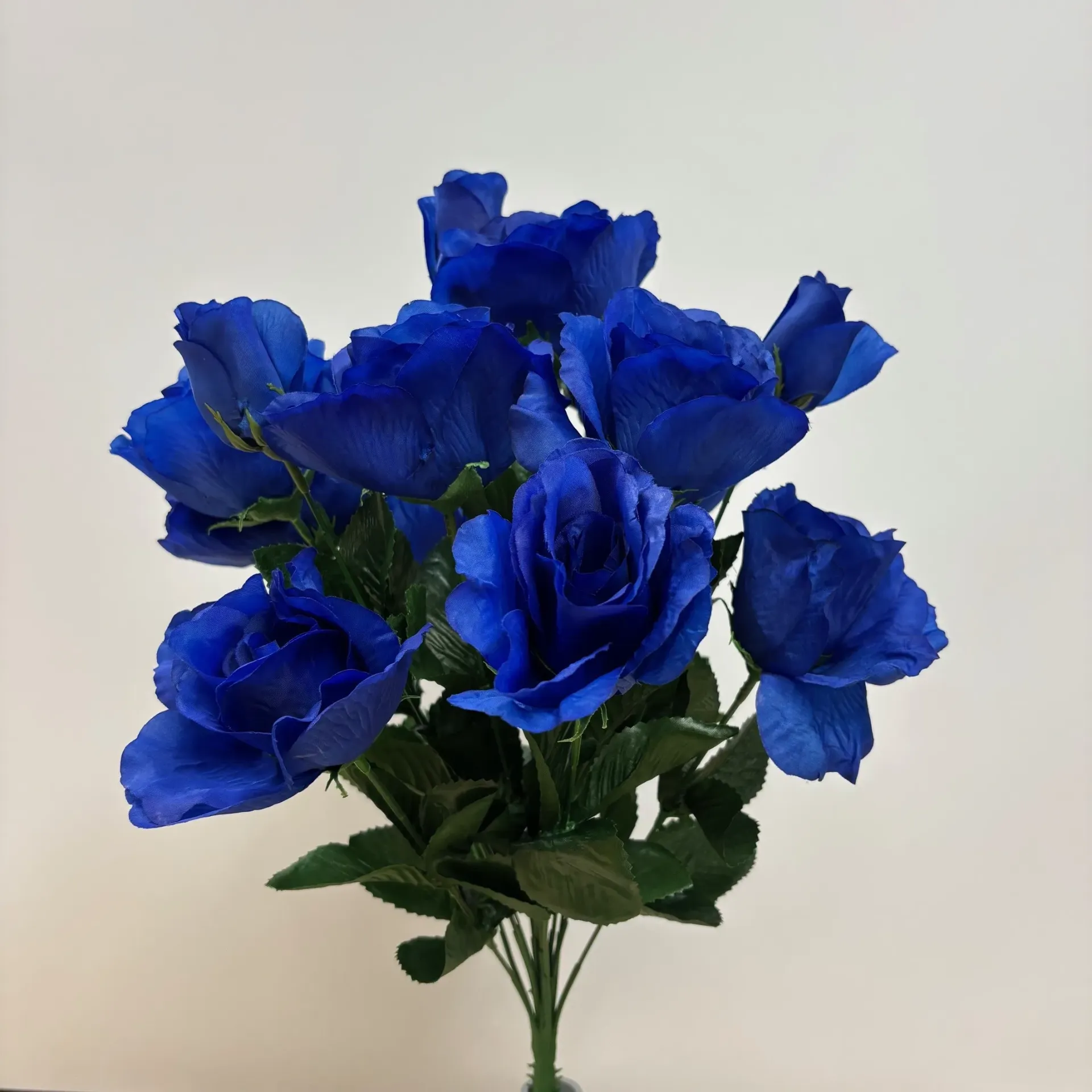 [ST6900-ROY] 18" ROSE BUSH X14 W/ BUDS ROYAL BLUE
