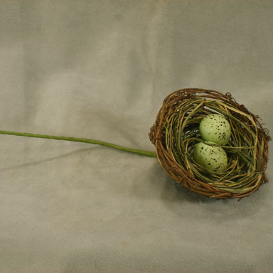 [SA334-GRN] NEST TWIG 4" w/2 EGGS & PICK  GREEN
