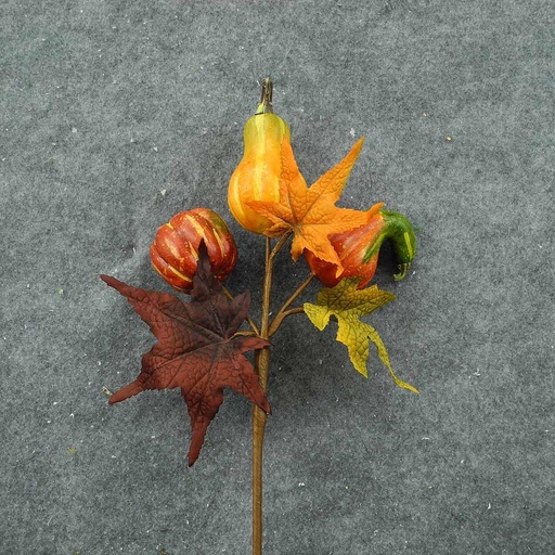 [SRF8000] PUMPKIN/GOARD SPRAY 19.5" W/MAPLE LEAVES