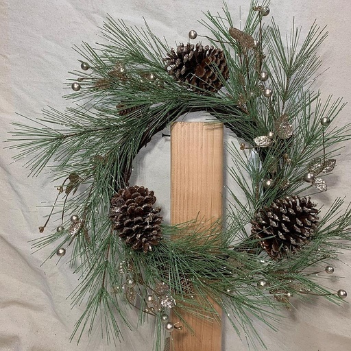 [XL1015] 20" PINE WREATH W/ CHAMPAGNE GLITTER BERRIES/CONES/LEAF