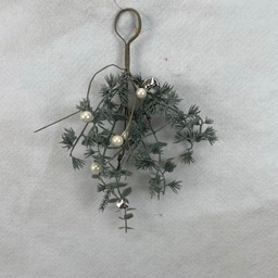 [XL2608] 9.5" FROSTED PINE AND EUCALYPTUS HANGER W/ WHITE BERRIES AND BELLS