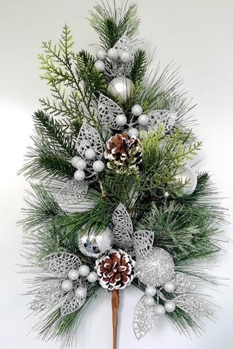 [XB4309] 24" PINE SPRAY W/ BALL, BERRIES GLITTER LEAVES SILVER