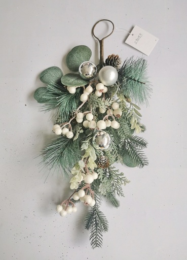 [XL4616] 18" PINE/EUCALYPTUS DOORHANGER W/ CONES & WHITE BERRIES