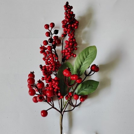 [XL5654] 18" MIXED RED BERRY SPRAY W/ LEAVES